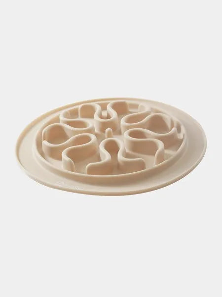 Gamelle pour chat installée dans un coin repas calme et accessible